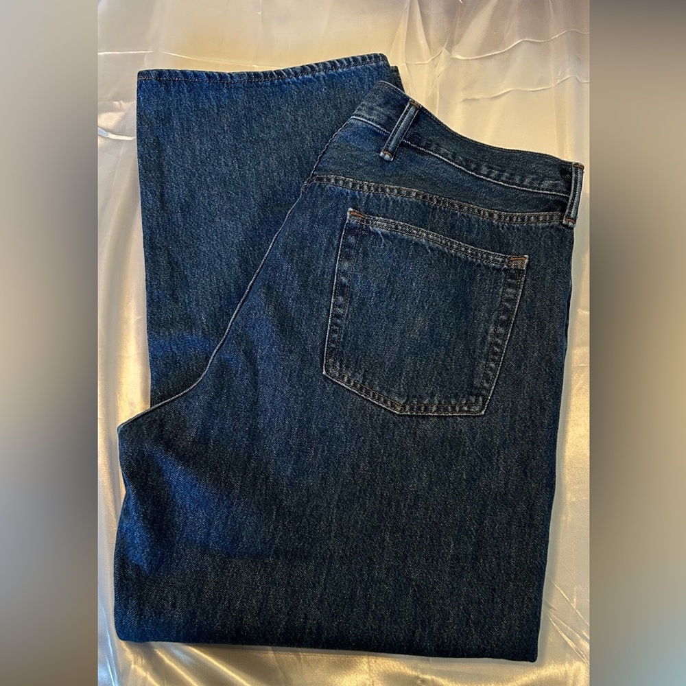 NWT Gap Straight Relaxed Fit Medium Wash Denim Jeans Button Fly‎ Mens 38x30